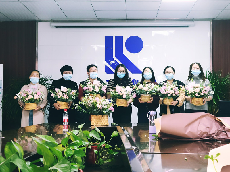 1647943131518570.jpg 1.开封活动合照.jpg